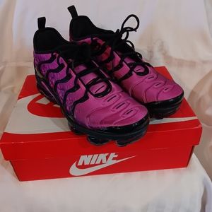 Nike Air VaporMax Plus Active Fuschia